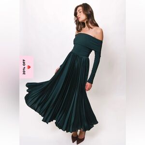 Hutch Blythe Pleated Midi Dress NWT